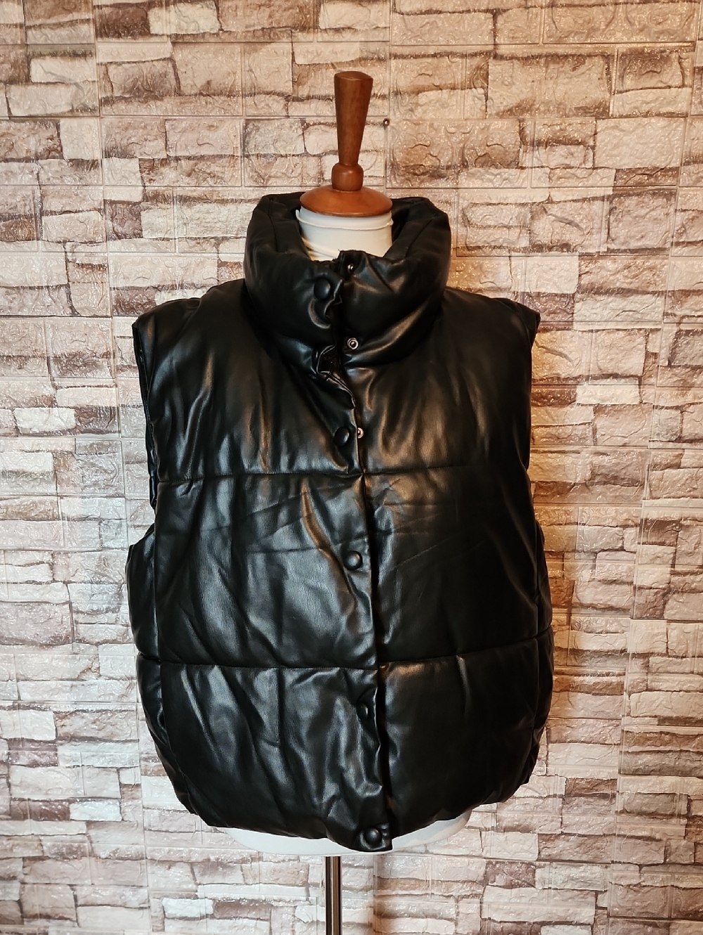 Zara Black Full Zip Faux Leather Vest